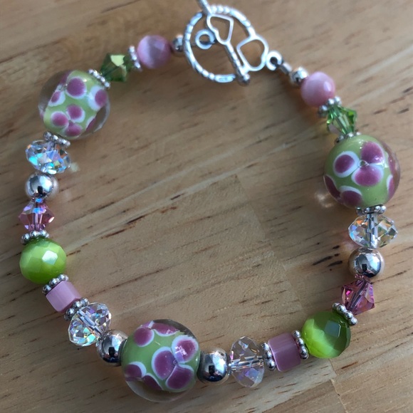 Pink Lampwork artglass AB and sterling heart clasp bracelet - Picture 1 of 14